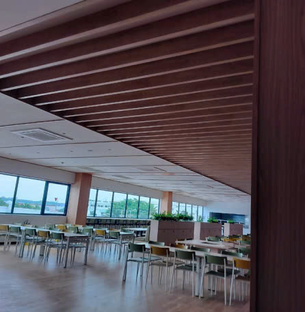 Trần lam nhôm và sàn nhựa công trình Panasonic - Bình Dương